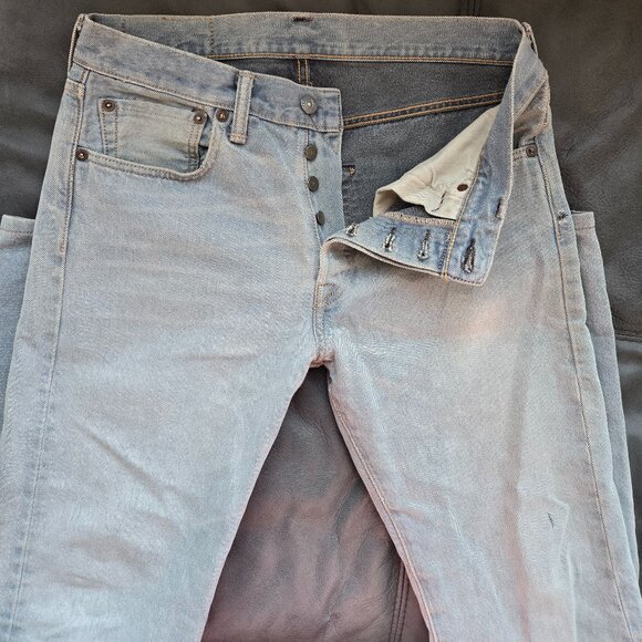 Levi's 501 Straight Leg Button Fly Jeans - Men's 31x34 - Picture 2 of 8